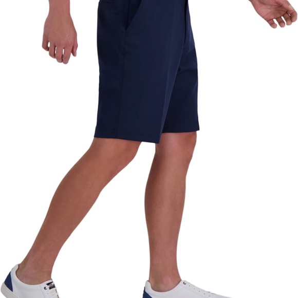 Haggar Navy Mid Rise Active Flex Tech Short - Picture 3 of 6